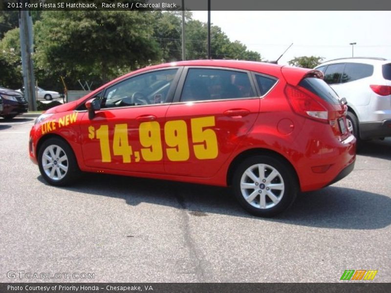 Race Red / Charcoal Black 2012 Ford Fiesta SE Hatchback