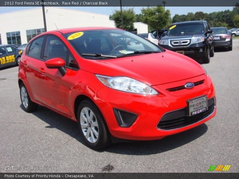 Race Red / Charcoal Black 2012 Ford Fiesta SE Hatchback