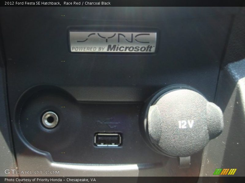 Race Red / Charcoal Black 2012 Ford Fiesta SE Hatchback