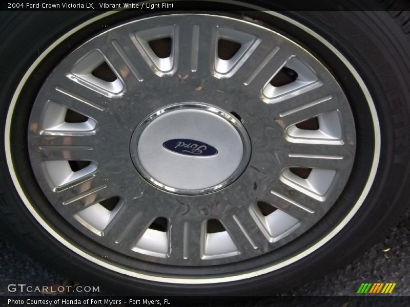 2004 Crown Victoria LX Wheel
