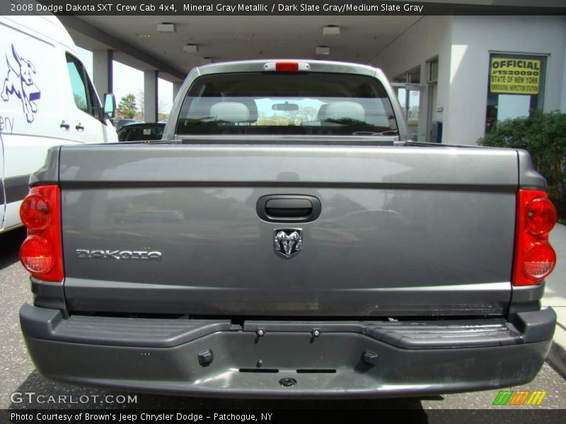 Mineral Gray Metallic / Dark Slate Gray/Medium Slate Gray 2008 Dodge Dakota SXT Crew Cab 4x4