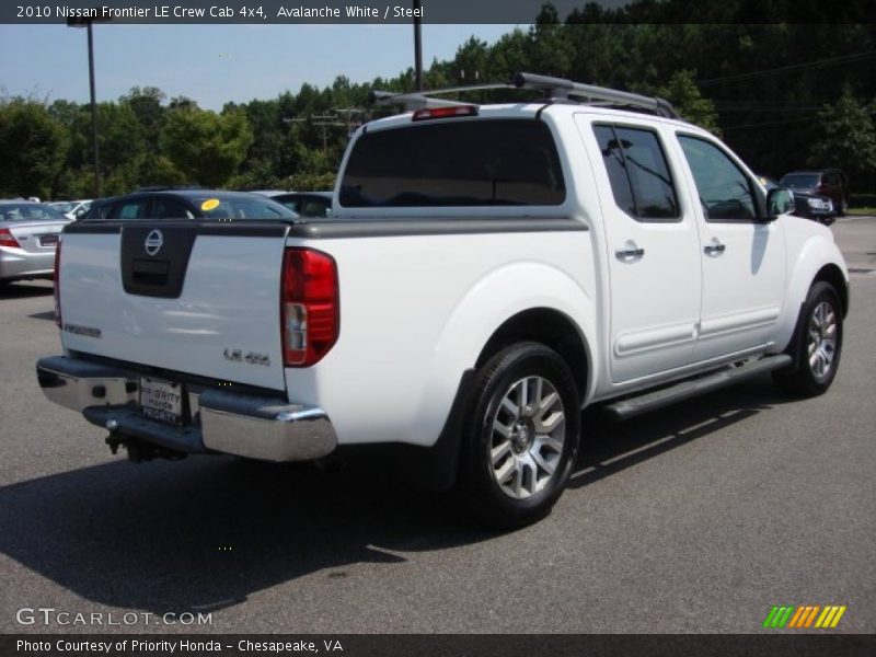 Avalanche White / Steel 2010 Nissan Frontier LE Crew Cab 4x4