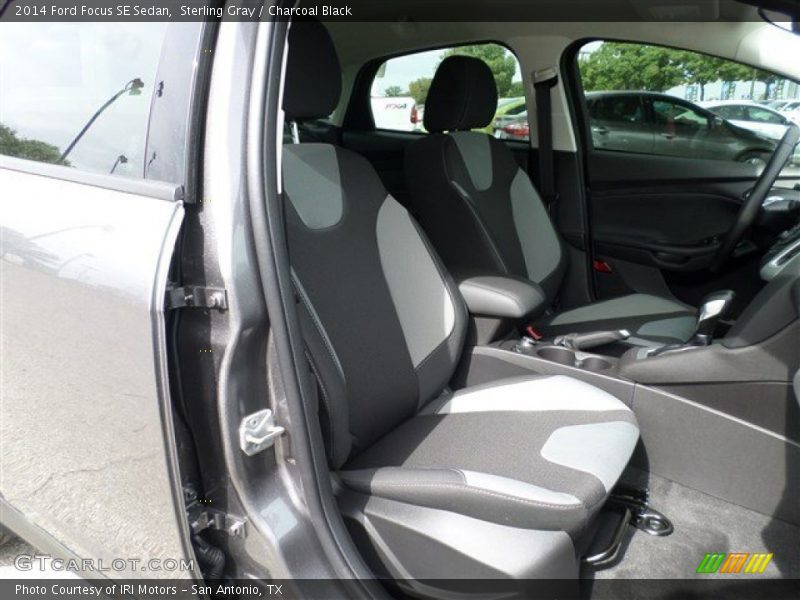 Sterling Gray / Charcoal Black 2014 Ford Focus SE Sedan