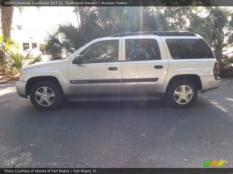 Silverstone Metallic / Medium Pewter 2004 Chevrolet TrailBlazer EXT LS