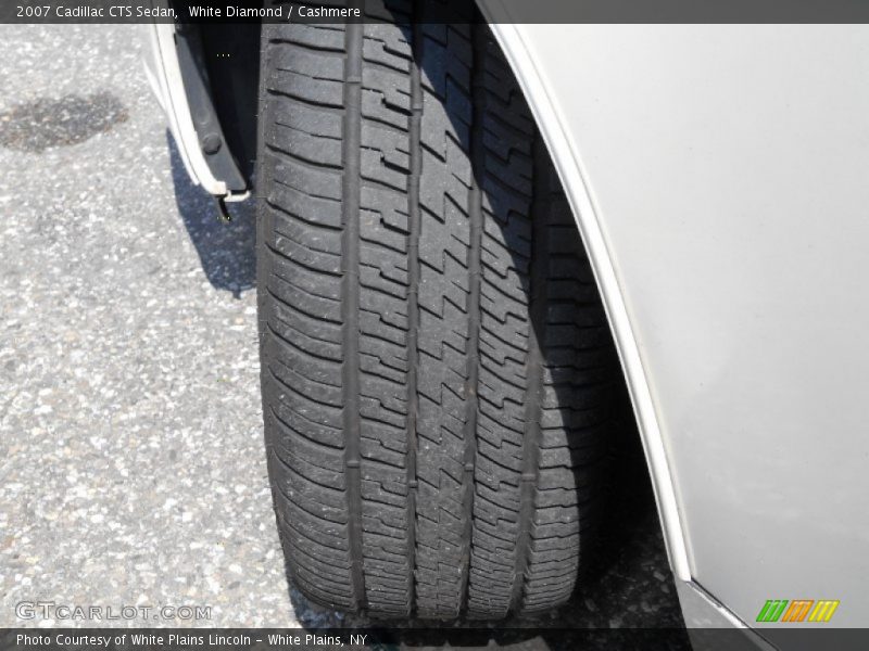 White Diamond / Cashmere 2007 Cadillac CTS Sedan