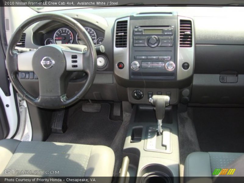 Avalanche White / Steel 2010 Nissan Frontier LE Crew Cab 4x4