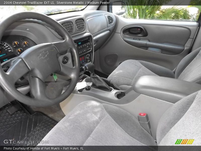 Silverstone Metallic / Medium Pewter 2004 Chevrolet TrailBlazer EXT LS