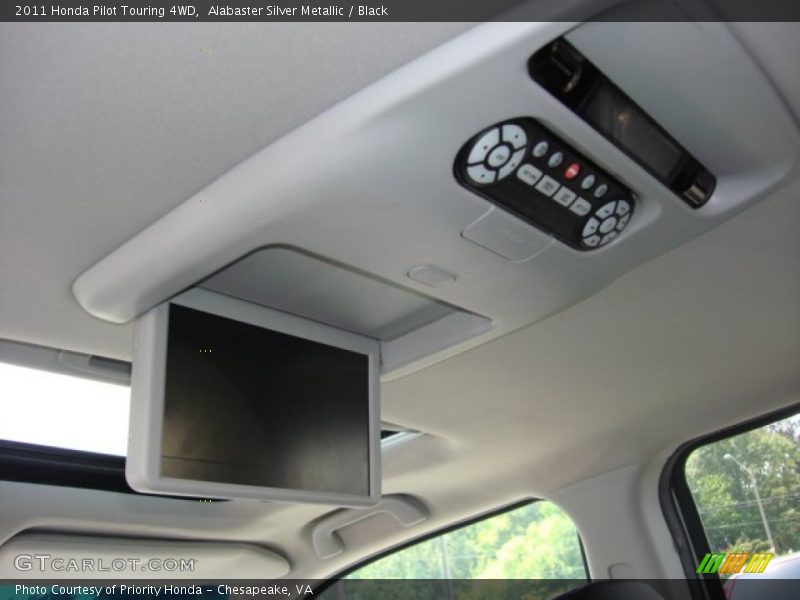 Alabaster Silver Metallic / Black 2011 Honda Pilot Touring 4WD