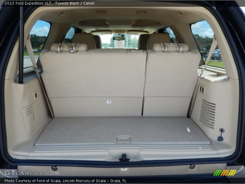Tuxedo Black / Camel 2013 Ford Expedition XLT