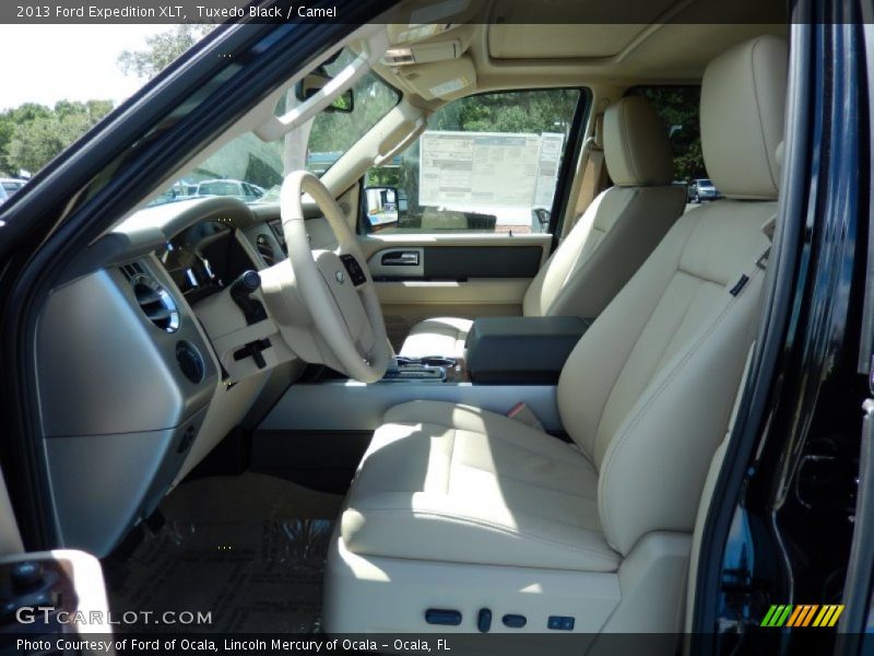 Tuxedo Black / Camel 2013 Ford Expedition XLT