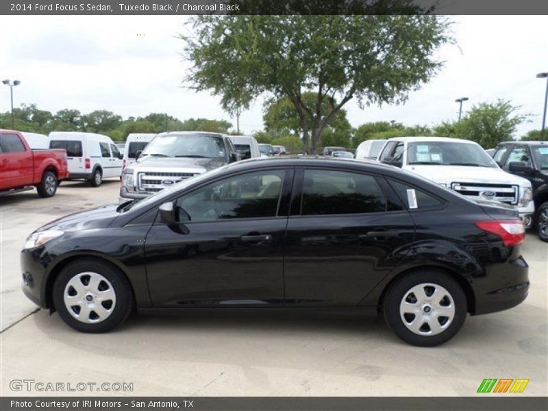 Tuxedo Black / Charcoal Black 2014 Ford Focus S Sedan