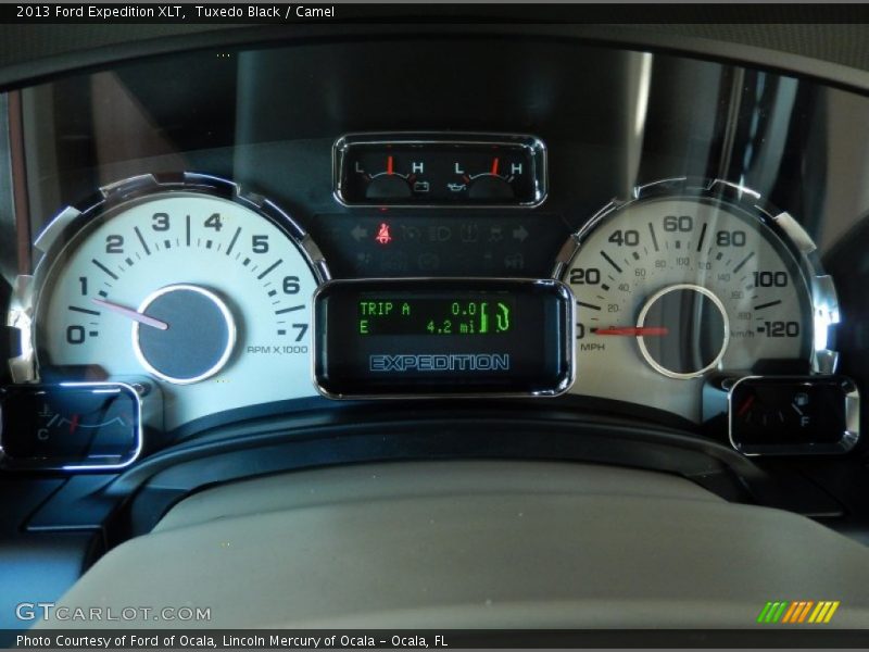 Tuxedo Black / Camel 2013 Ford Expedition XLT