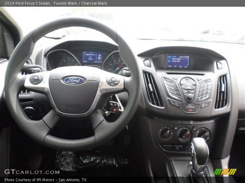 Tuxedo Black / Charcoal Black 2014 Ford Focus S Sedan