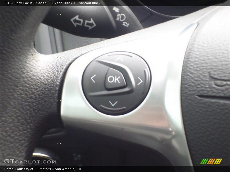 Tuxedo Black / Charcoal Black 2014 Ford Focus S Sedan