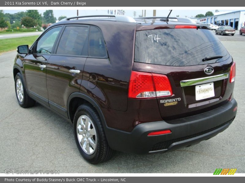 Dark Cherry / Beige 2011 Kia Sorento LX V6