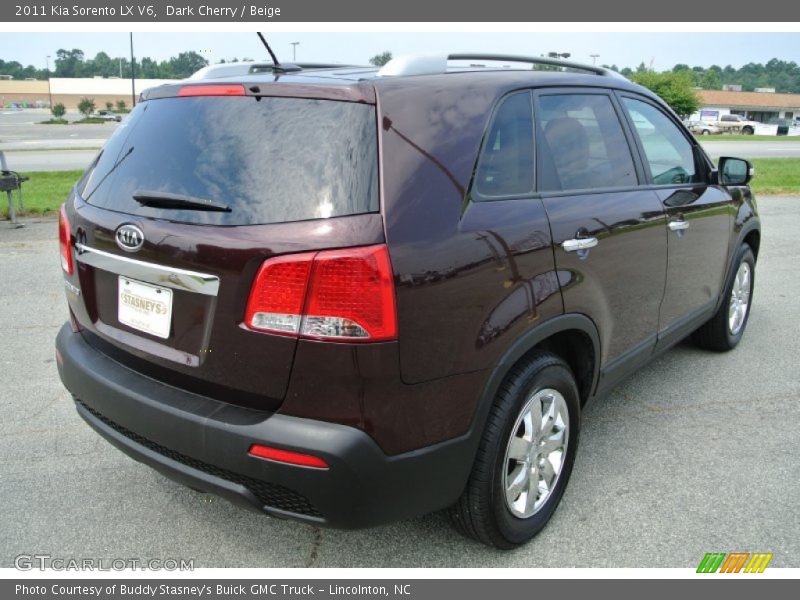 Dark Cherry / Beige 2011 Kia Sorento LX V6