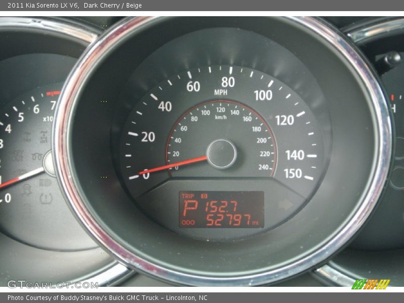 Dark Cherry / Beige 2011 Kia Sorento LX V6