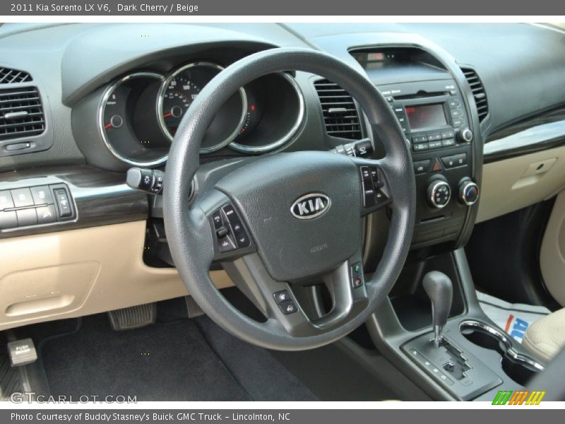 Dark Cherry / Beige 2011 Kia Sorento LX V6