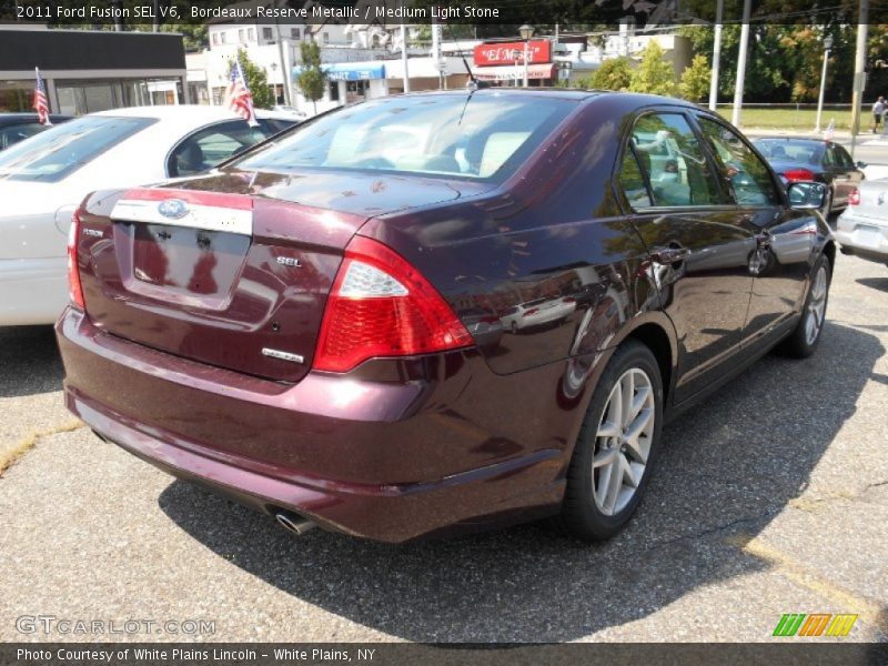 Bordeaux Reserve Metallic / Medium Light Stone 2011 Ford Fusion SEL V6