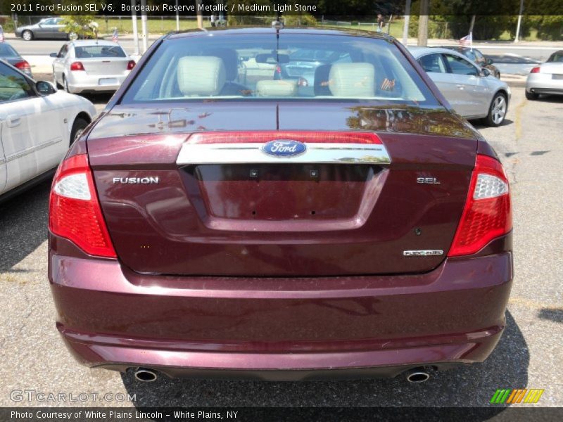 Bordeaux Reserve Metallic / Medium Light Stone 2011 Ford Fusion SEL V6