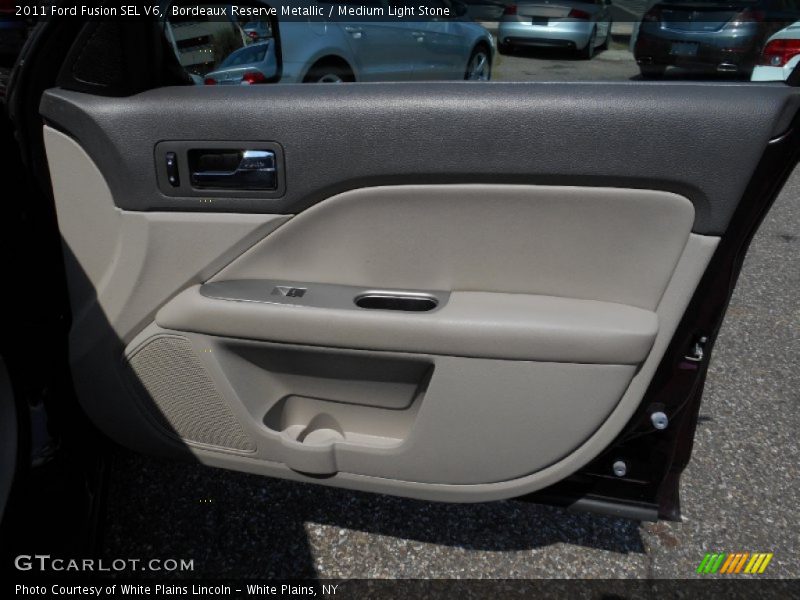 Bordeaux Reserve Metallic / Medium Light Stone 2011 Ford Fusion SEL V6