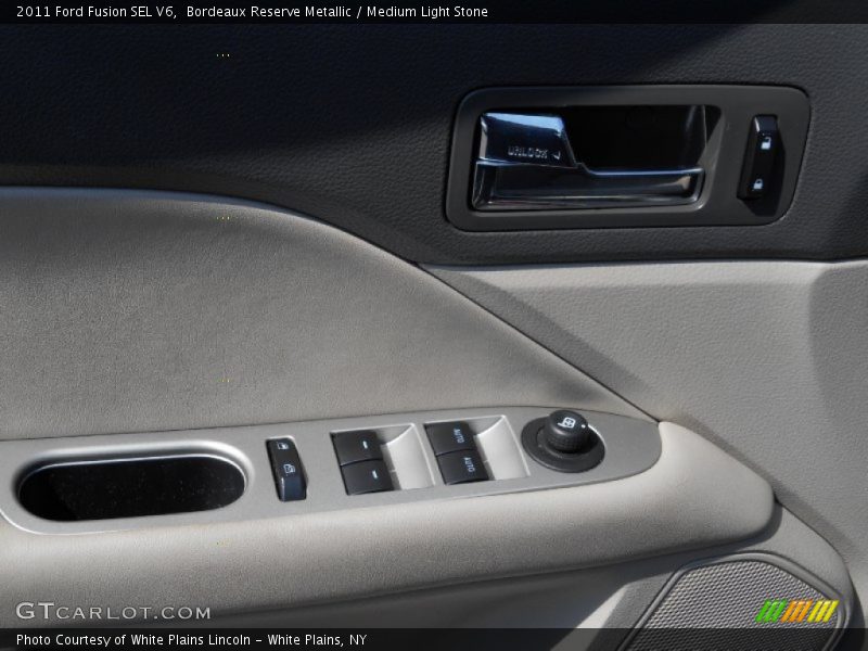 Bordeaux Reserve Metallic / Medium Light Stone 2011 Ford Fusion SEL V6