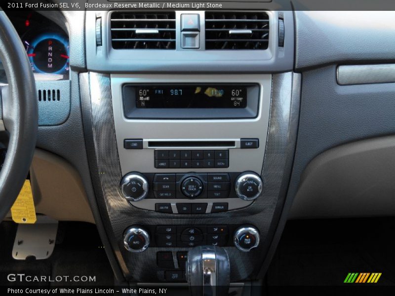 Bordeaux Reserve Metallic / Medium Light Stone 2011 Ford Fusion SEL V6