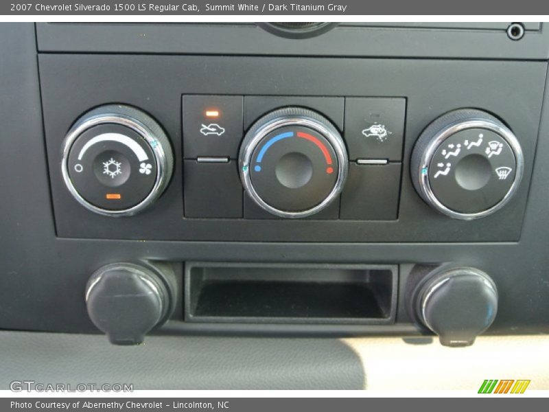 Summit White / Dark Titanium Gray 2007 Chevrolet Silverado 1500 LS Regular Cab