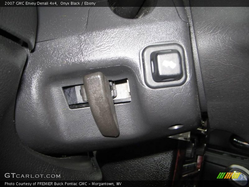 Onyx Black / Ebony 2007 GMC Envoy Denali 4x4