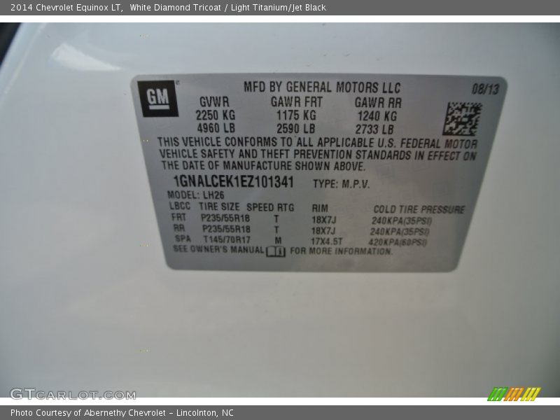 White Diamond Tricoat / Light Titanium/Jet Black 2014 Chevrolet Equinox LT