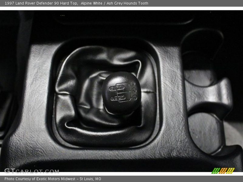 Controls of 1997 Defender 90 Hard Top