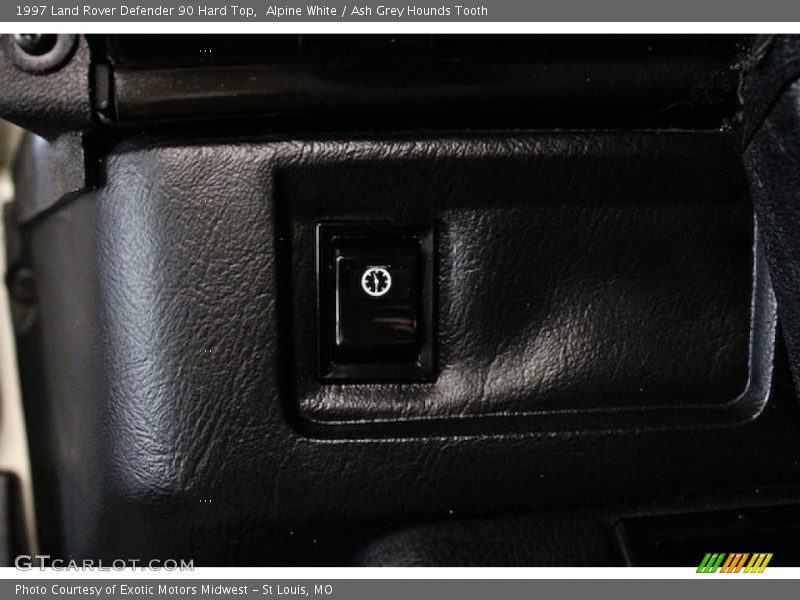 Alpine White / Ash Grey Hounds Tooth 1997 Land Rover Defender 90 Hard Top