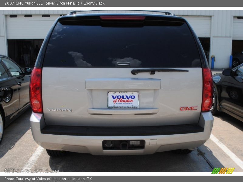 Silver Birch Metallic / Ebony Black 2007 GMC Yukon SLE