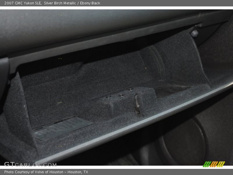 Silver Birch Metallic / Ebony Black 2007 GMC Yukon SLE