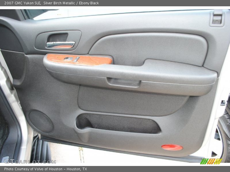 Silver Birch Metallic / Ebony Black 2007 GMC Yukon SLE