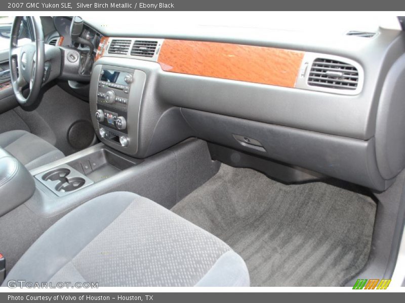 Silver Birch Metallic / Ebony Black 2007 GMC Yukon SLE