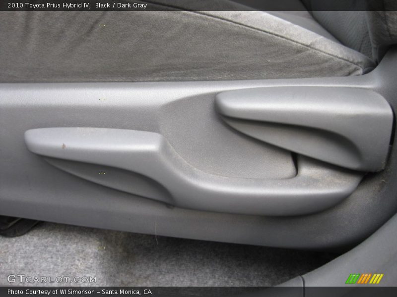 Black / Dark Gray 2010 Toyota Prius Hybrid IV
