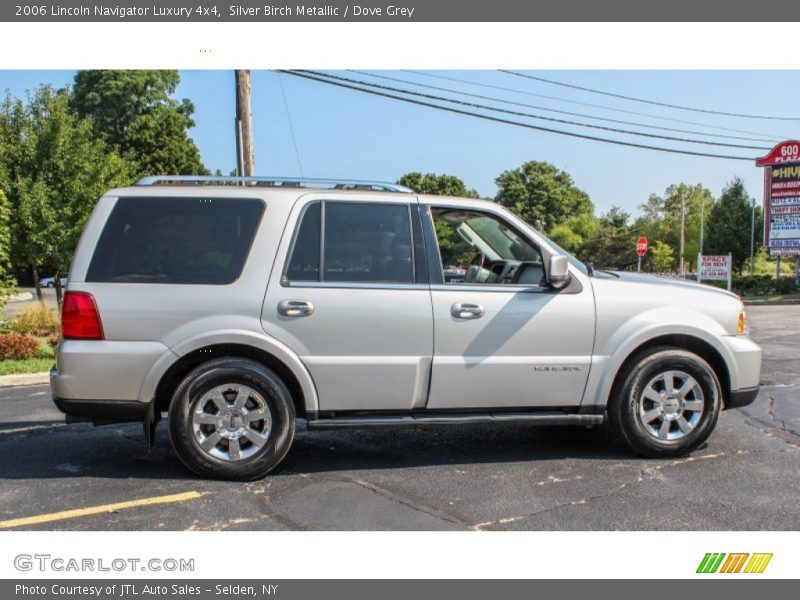 Silver Birch Metallic / Dove Grey 2006 Lincoln Navigator Luxury 4x4