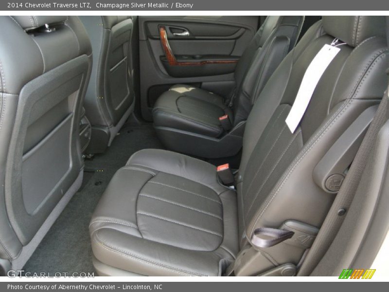 Champagne Silver Metallic / Ebony 2014 Chevrolet Traverse LTZ