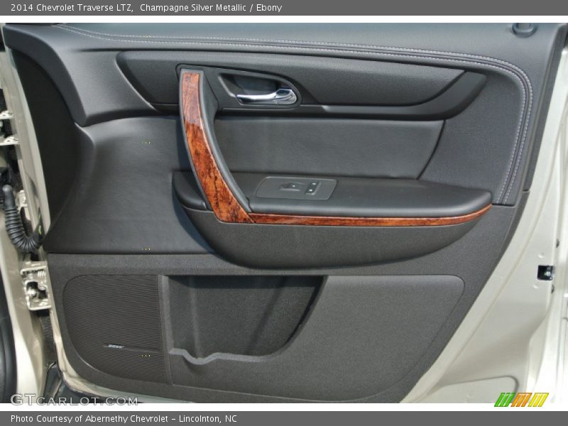 Champagne Silver Metallic / Ebony 2014 Chevrolet Traverse LTZ