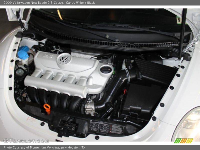 Candy White / Black 2009 Volkswagen New Beetle 2.5 Coupe