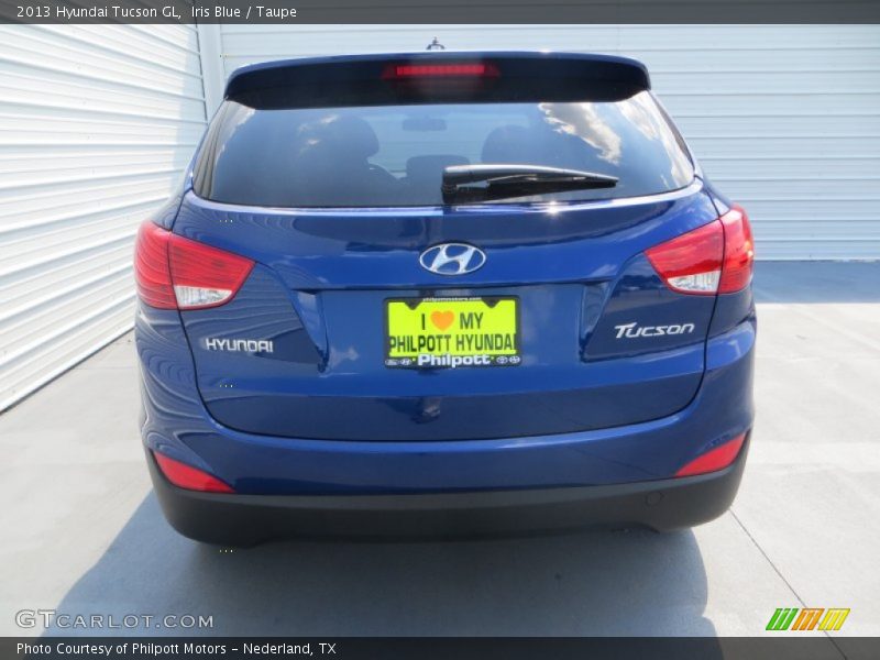 Iris Blue / Taupe 2013 Hyundai Tucson GL