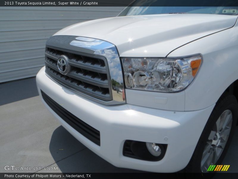 Super White / Graphite 2013 Toyota Sequoia Limited