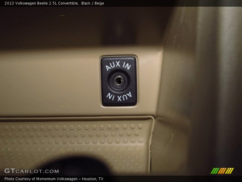 Black / Beige 2013 Volkswagen Beetle 2.5L Convertible