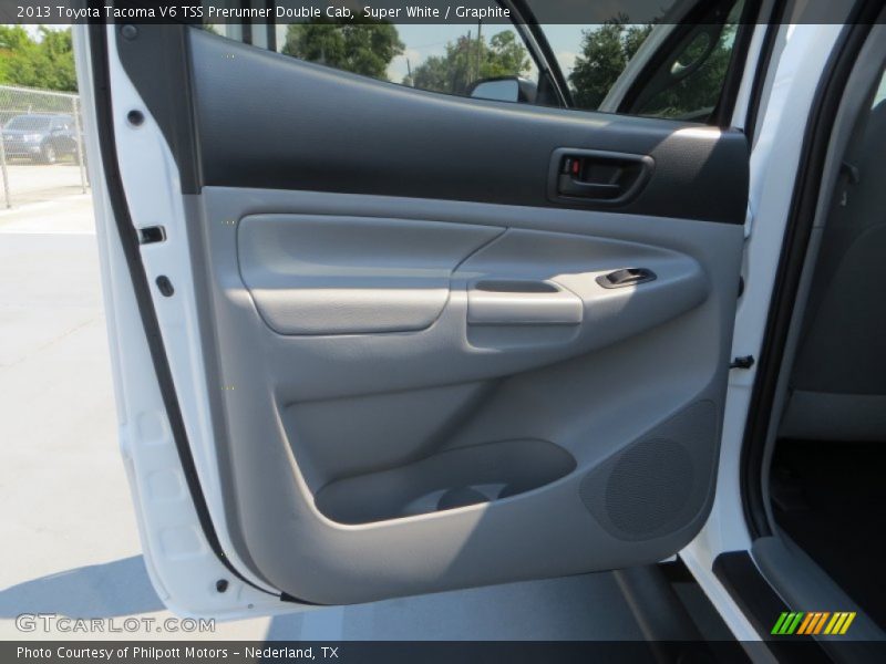 Super White / Graphite 2013 Toyota Tacoma V6 TSS Prerunner Double Cab