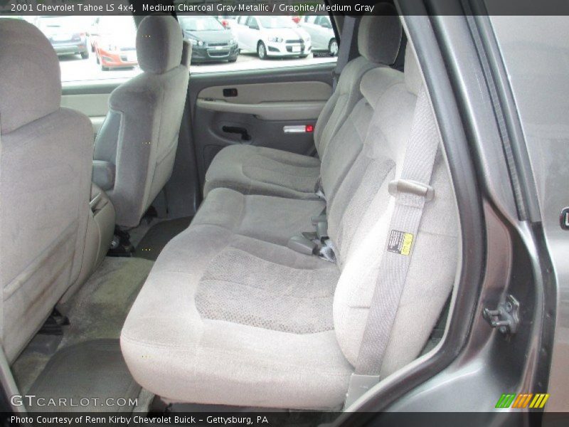 Rear Seat of 2001 Tahoe LS 4x4