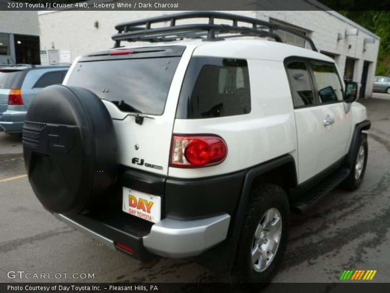 Iceberg White / Dark Charcoal 2010 Toyota FJ Cruiser 4WD