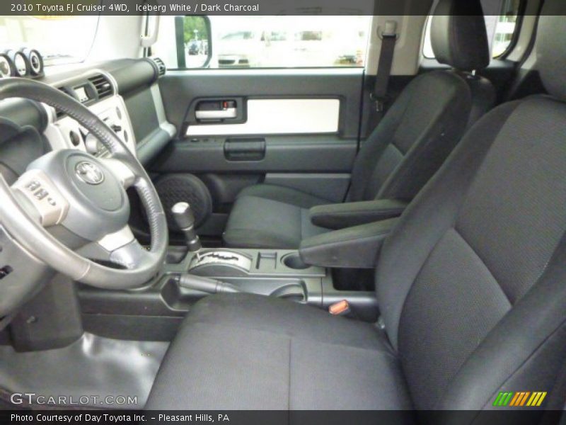 Iceberg White / Dark Charcoal 2010 Toyota FJ Cruiser 4WD