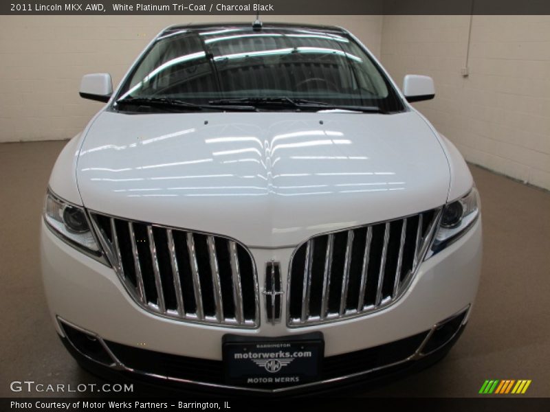 White Platinum Tri-Coat / Charcoal Black 2011 Lincoln MKX AWD