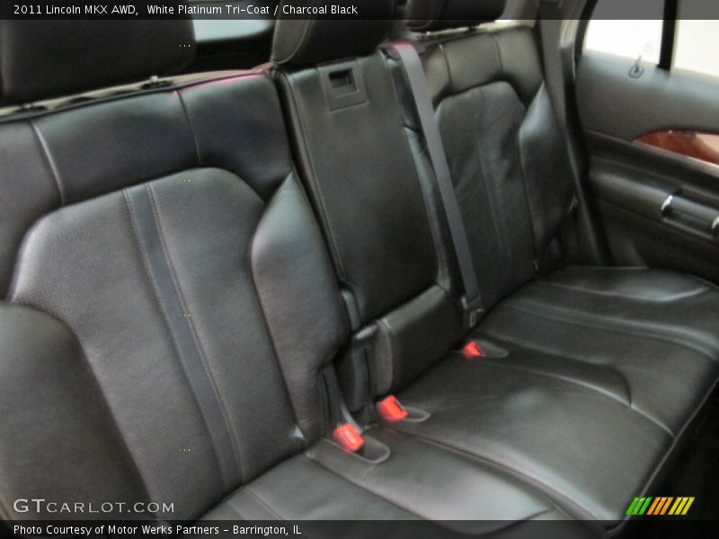 White Platinum Tri-Coat / Charcoal Black 2011 Lincoln MKX AWD